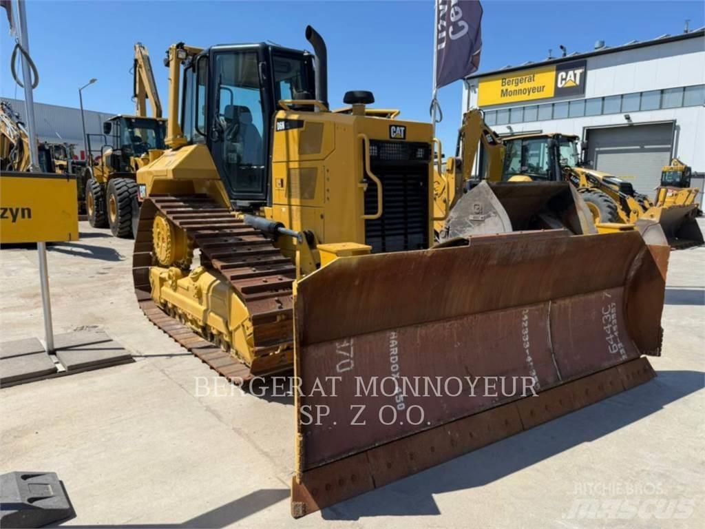 CAT D6NXL Telaketjupuskutraktorit
