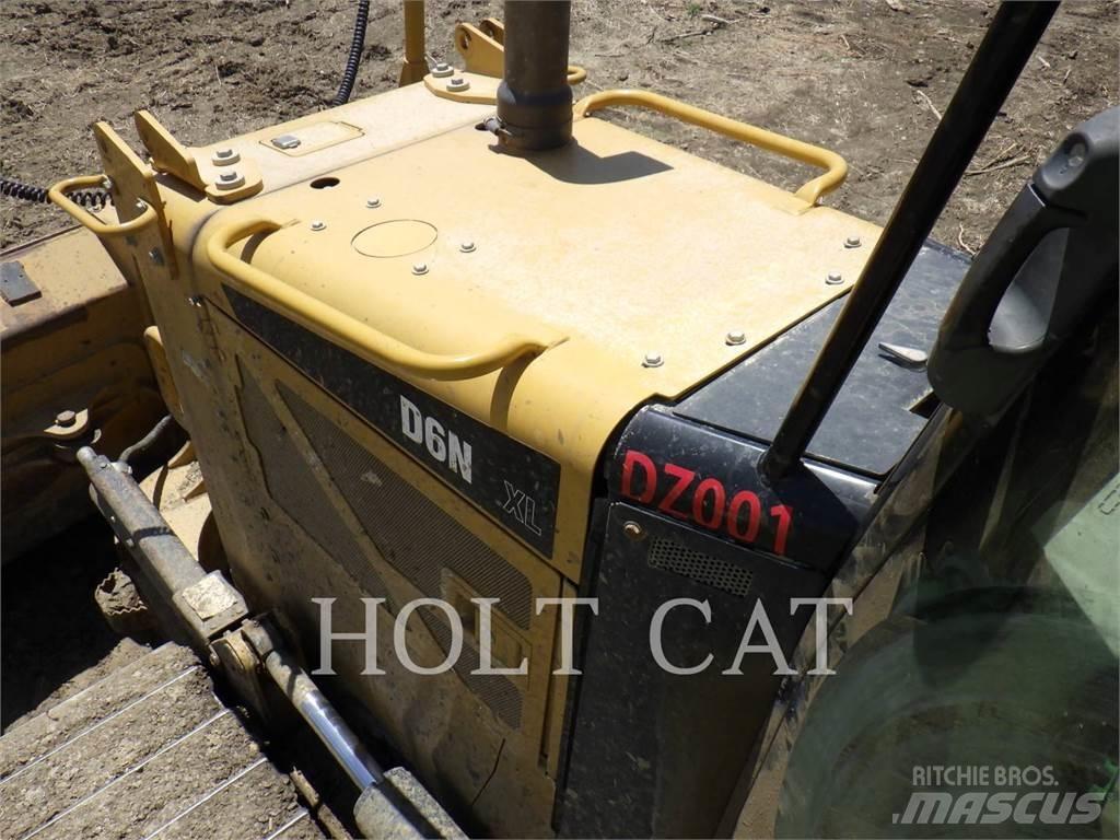 CAT D6NXL Telaketjupuskutraktorit
