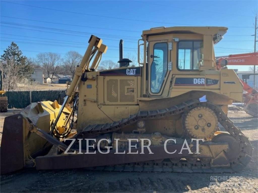 CAT D6R Telaketjupuskutraktorit