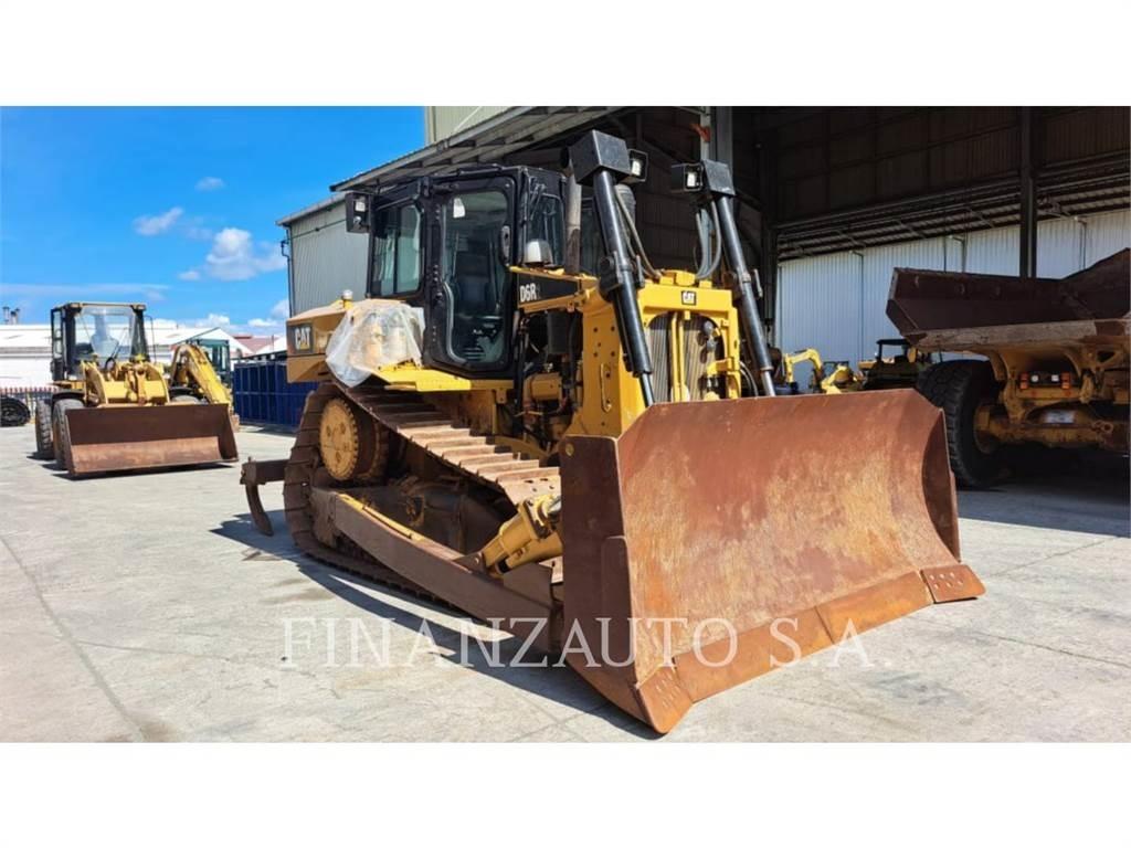 CAT D6R Telaketjupuskutraktorit