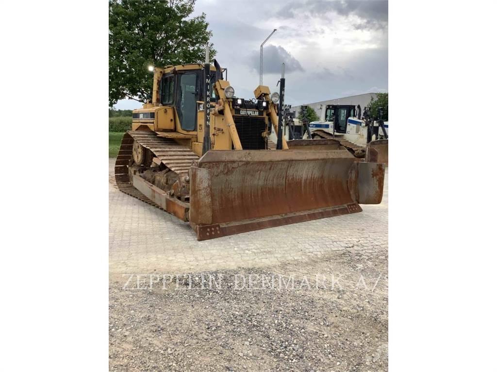 CAT D6R Telaketjupuskutraktorit