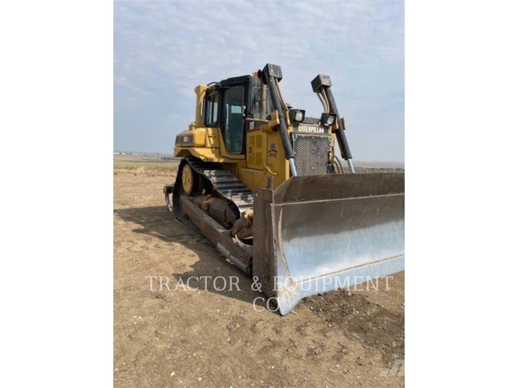 CAT D6R Telaketjupuskutraktorit