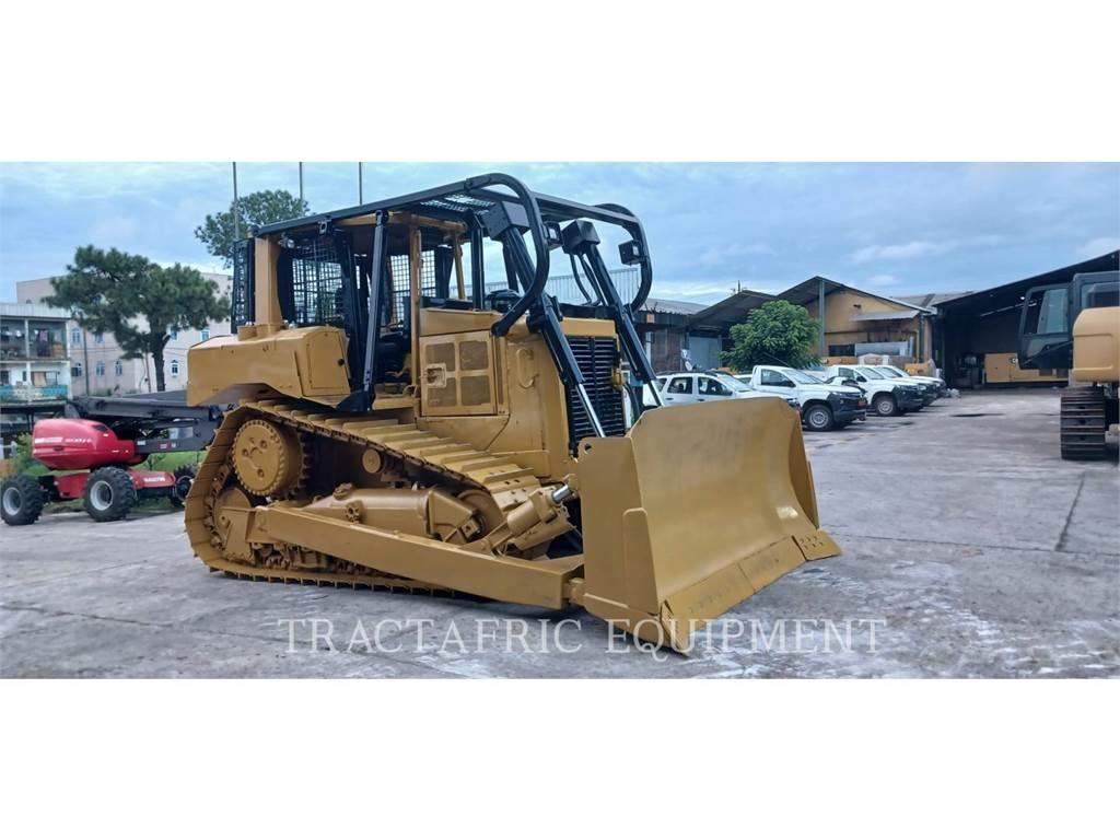CAT D6RXL Telaketjupuskutraktorit