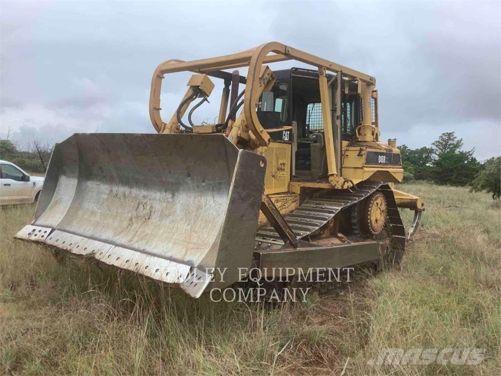 CAT D6RXL Telaketjupuskutraktorit