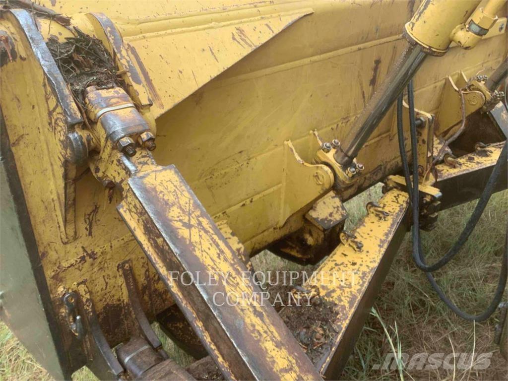 CAT D6RXL Telaketjupuskutraktorit