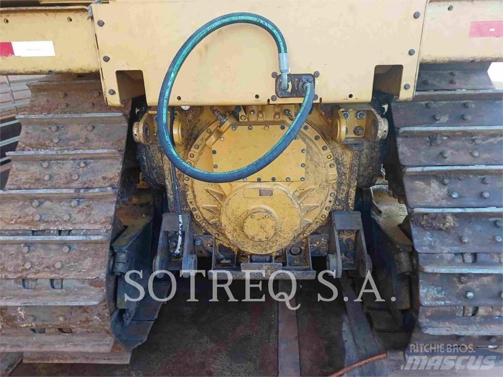 CAT D6T Telaketjupuskutraktorit