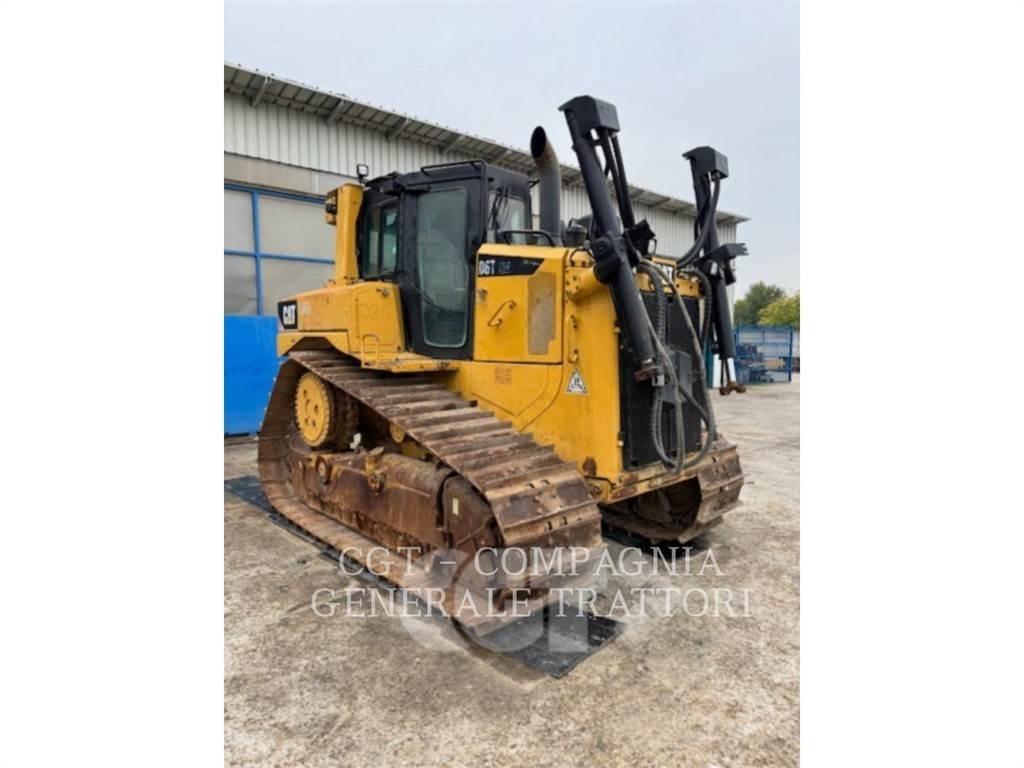 CAT D6T Telaketjupuskutraktorit