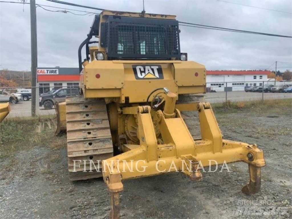 CAT D6T Telaketjupuskutraktorit