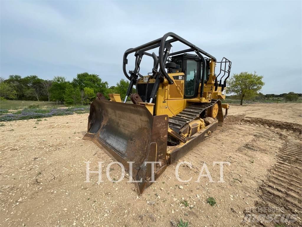 CAT D6T Telaketjupuskutraktorit