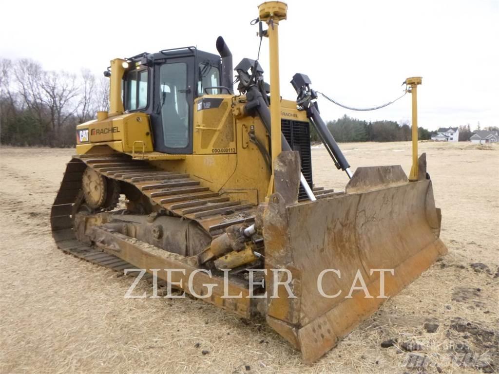 CAT D6T Telaketjupuskutraktorit