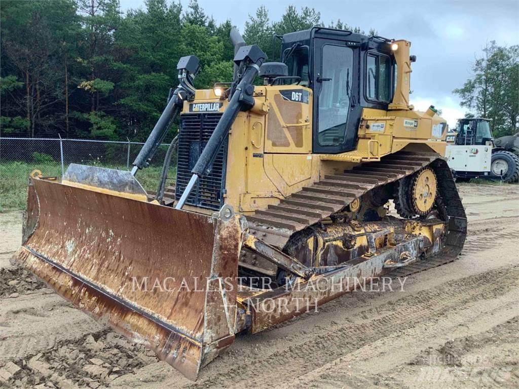 CAT D6T Telaketjupuskutraktorit