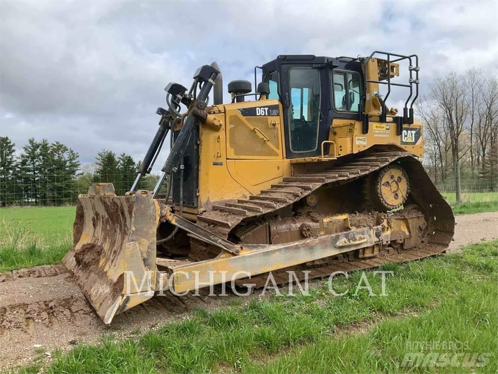 CAT D6T Telaketjupuskutraktorit
