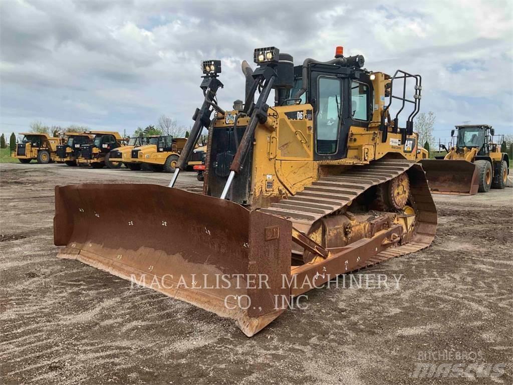 CAT D6T Telaketjupuskutraktorit