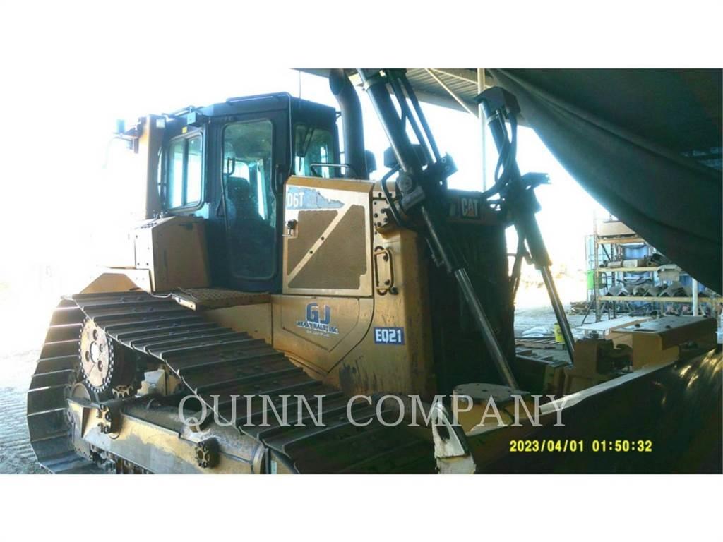 CAT D6T Telaketjupuskutraktorit