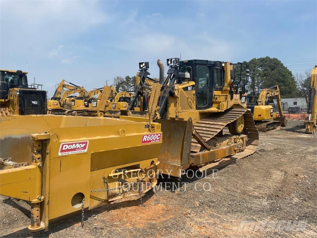 CAT D6T Telaketjupuskutraktorit