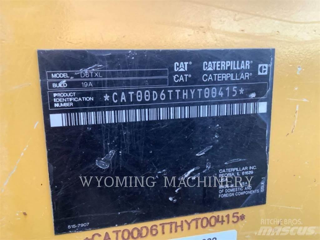 CAT D6T Telaketjupuskutraktorit