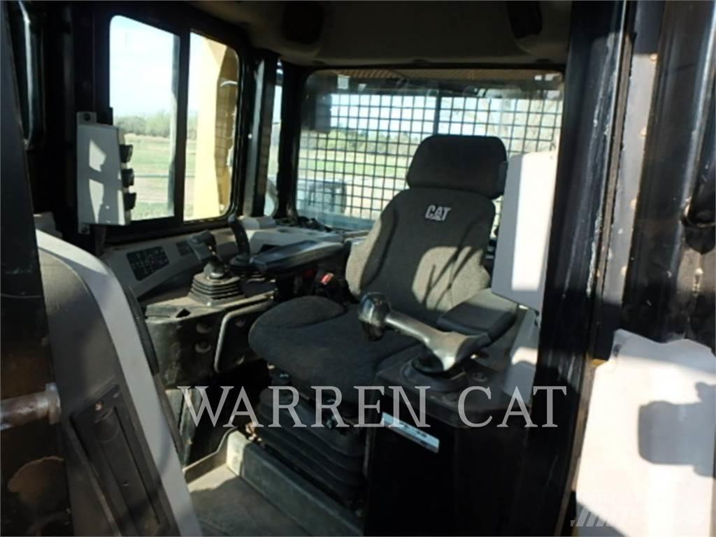 CAT D6T 4XLARO Telaketjupuskutraktorit