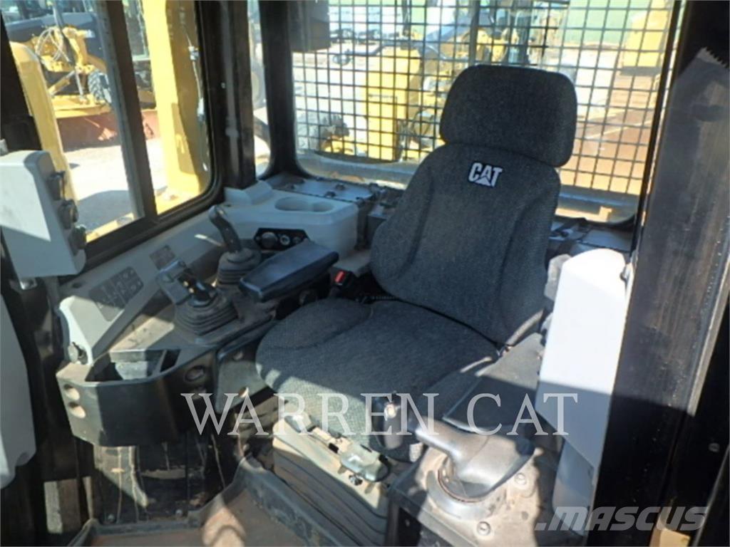 CAT D6T 4XLARO Telaketjupuskutraktorit