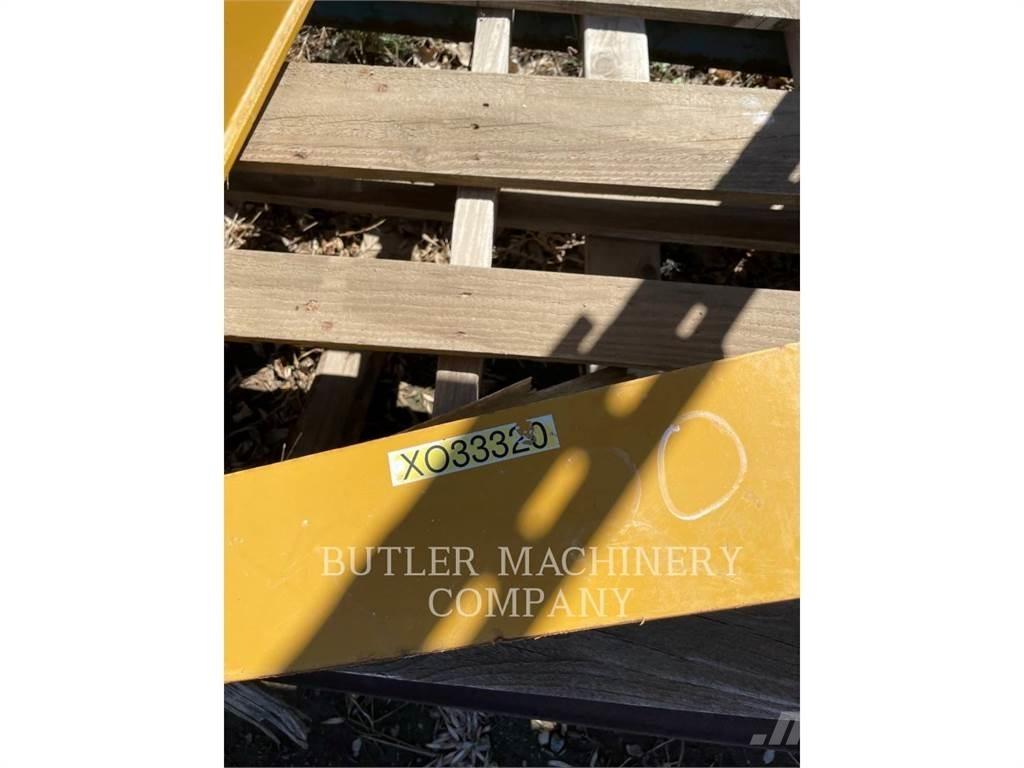 CAT D6T COUNTERWEIGHTS Muut koneet