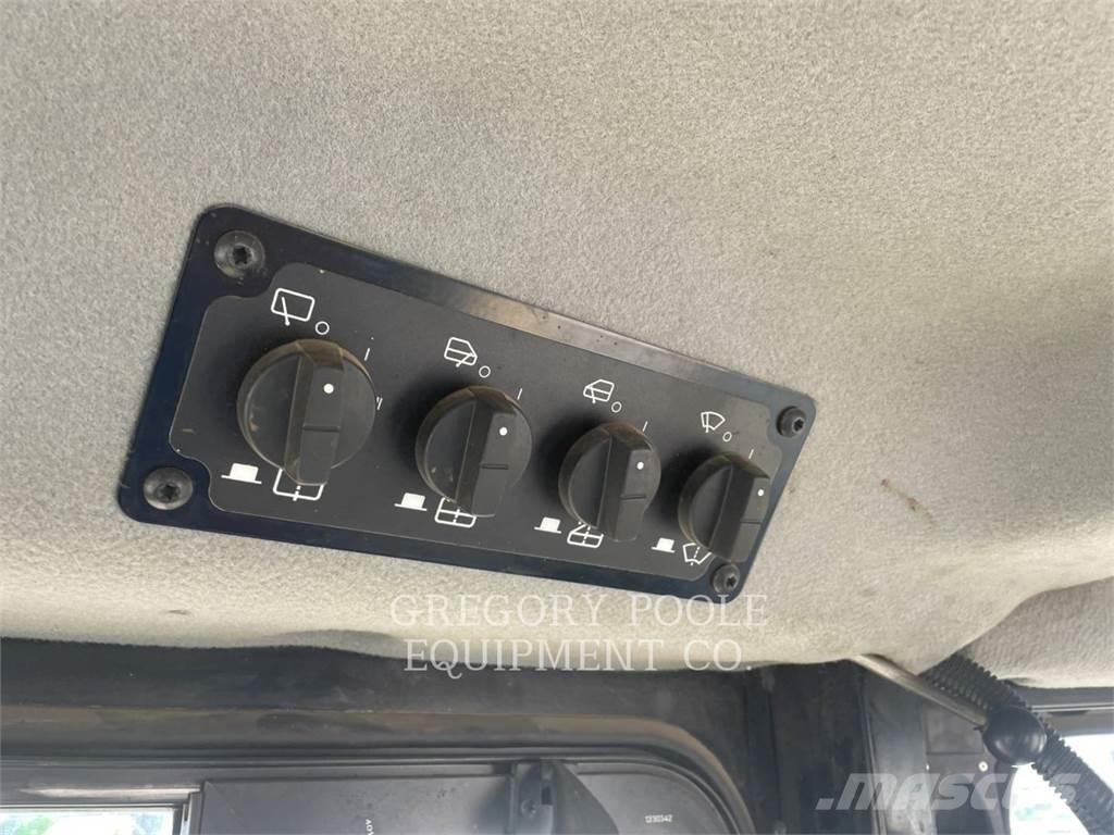 CAT D6T LGP Telaketjupuskutraktorit