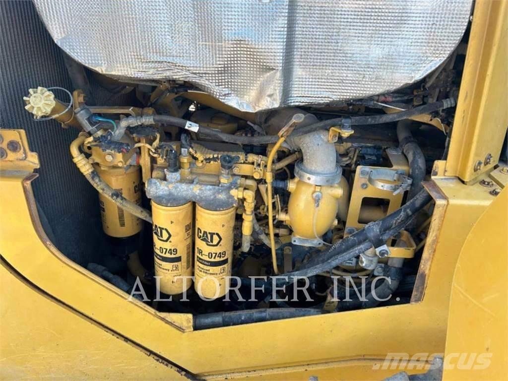 CAT D6T LGP Telaketjupuskutraktorit