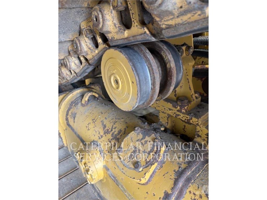 CAT D6T LGP VPAT Telaketjupuskutraktorit