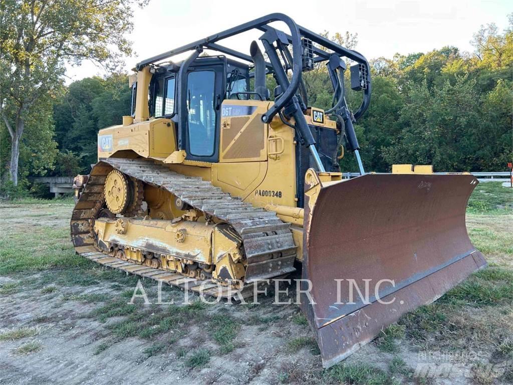 CAT D6T LGPPAT Telaketjupuskutraktorit