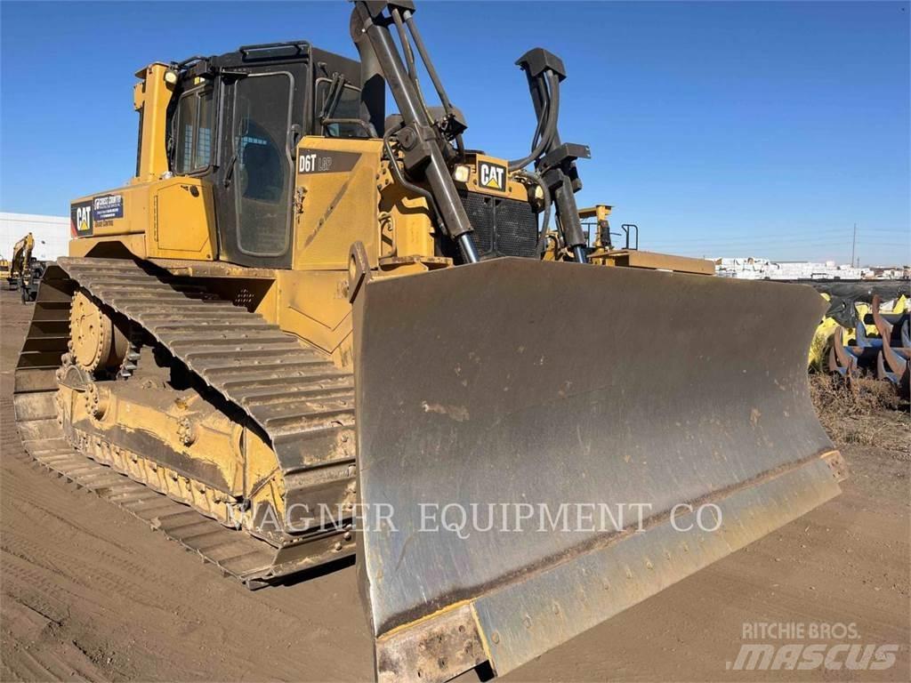 CAT D6T LGPVPT Telaketjupuskutraktorit