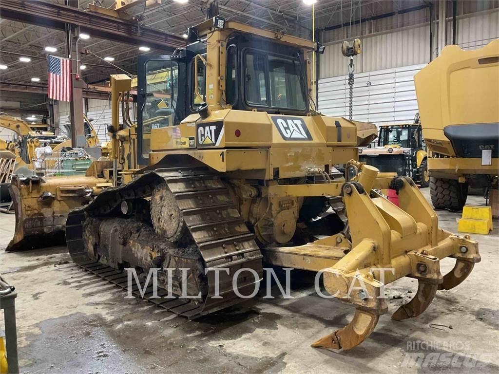 CAT D6T XW Telaketjupuskutraktorit