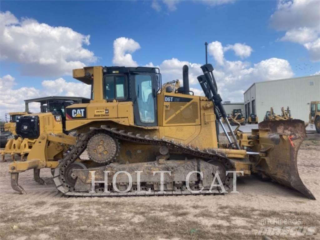 CAT D6T XWVP Telaketjupuskutraktorit