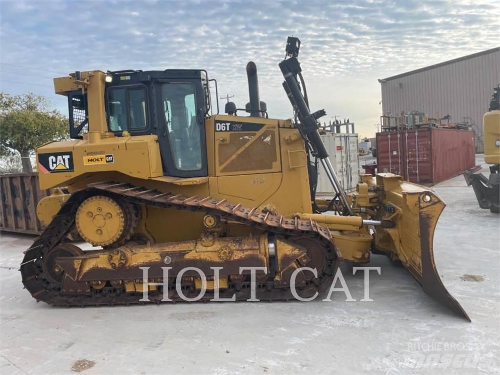 CAT D6T XWVPWI Telaketjupuskutraktorit
