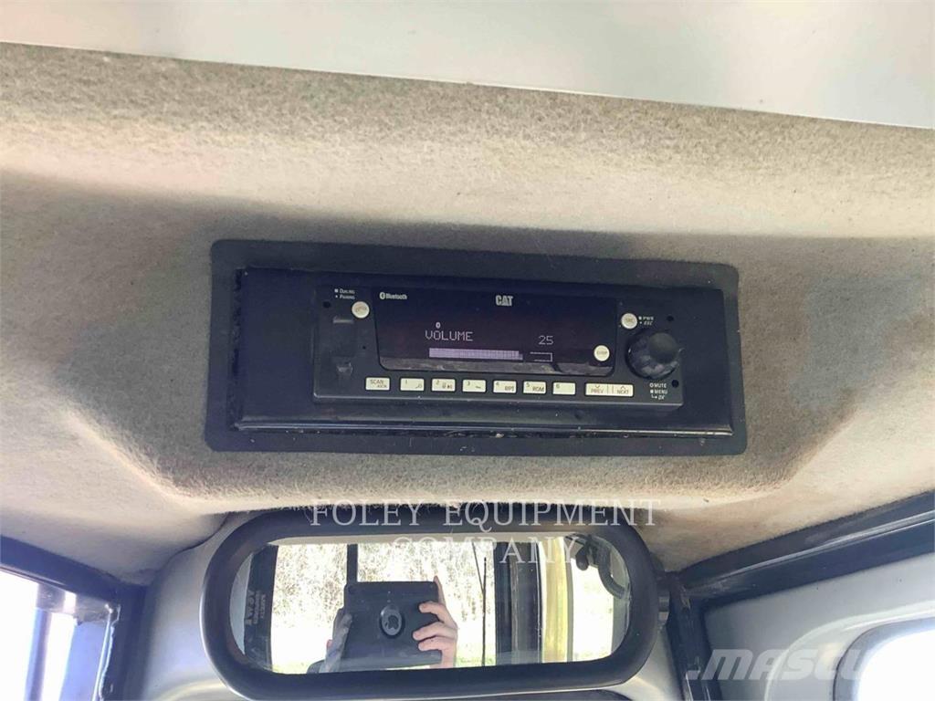 CAT D6TLGP Telaketjupuskutraktorit