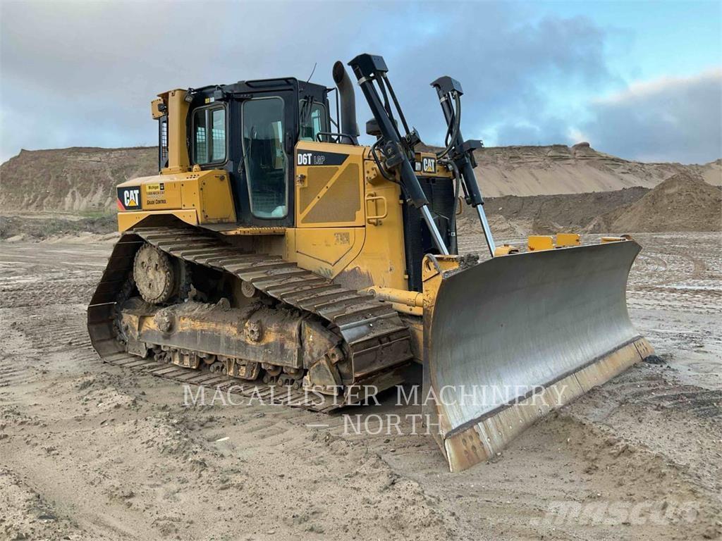 CAT D6TVP Telaketjupuskutraktorit