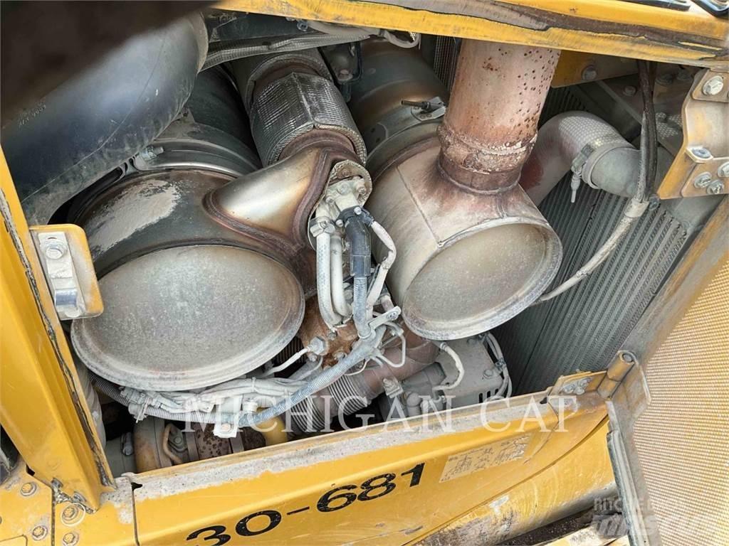 CAT D6TXW VZ24F Telaketjupuskutraktorit