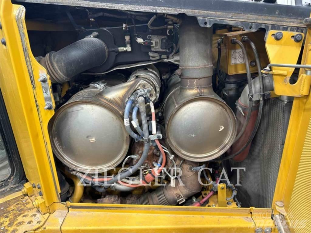 CAT D6XE Telaketjupuskutraktorit
