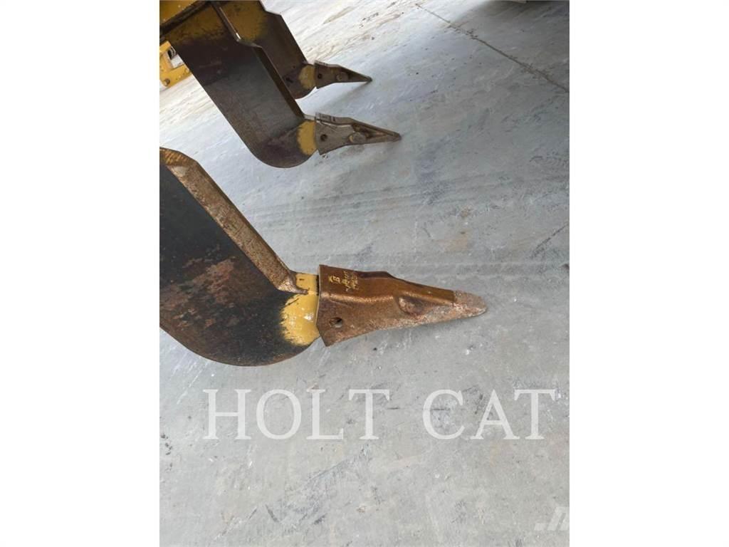 CAT D6XELGPVP3 Telaketjupuskutraktorit