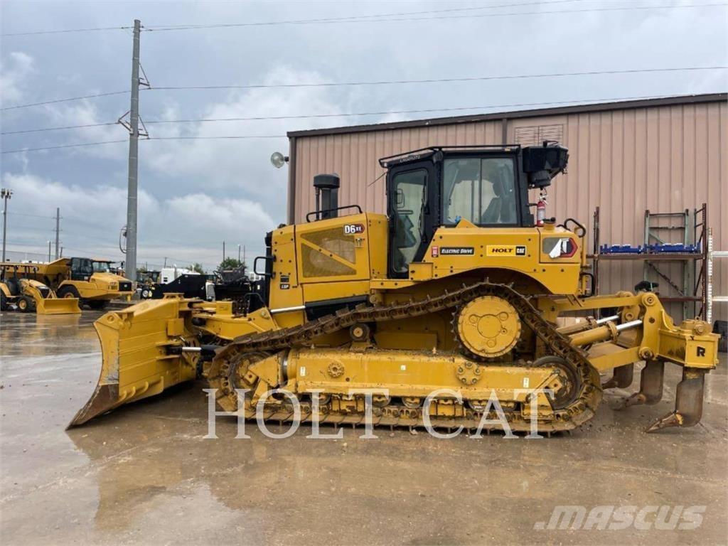 CAT D6XELGPVP3 Liukuohjatut kuormaajat