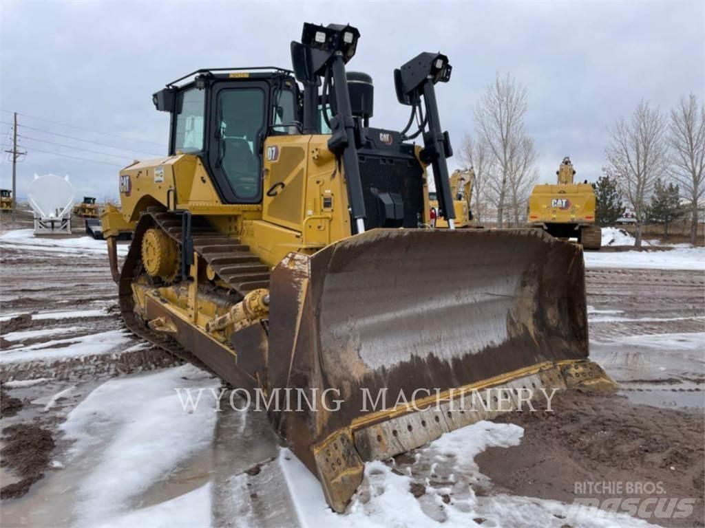 CAT D7 Telaketjupuskutraktorit