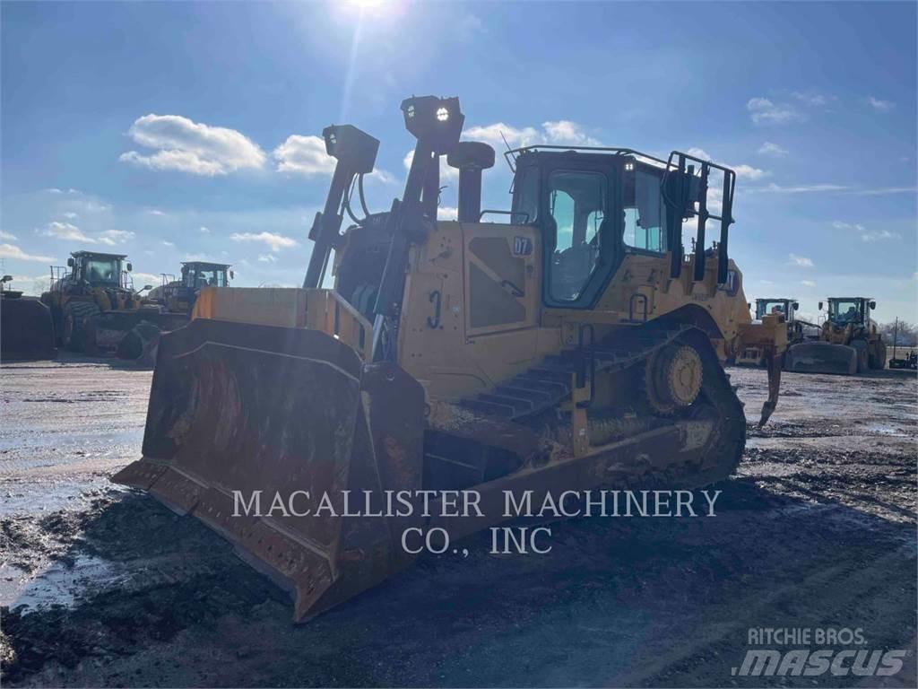 CAT D7 Telaketjupuskutraktorit