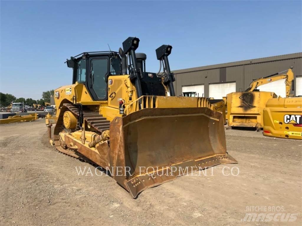CAT D7 Telaketjupuskutraktorit