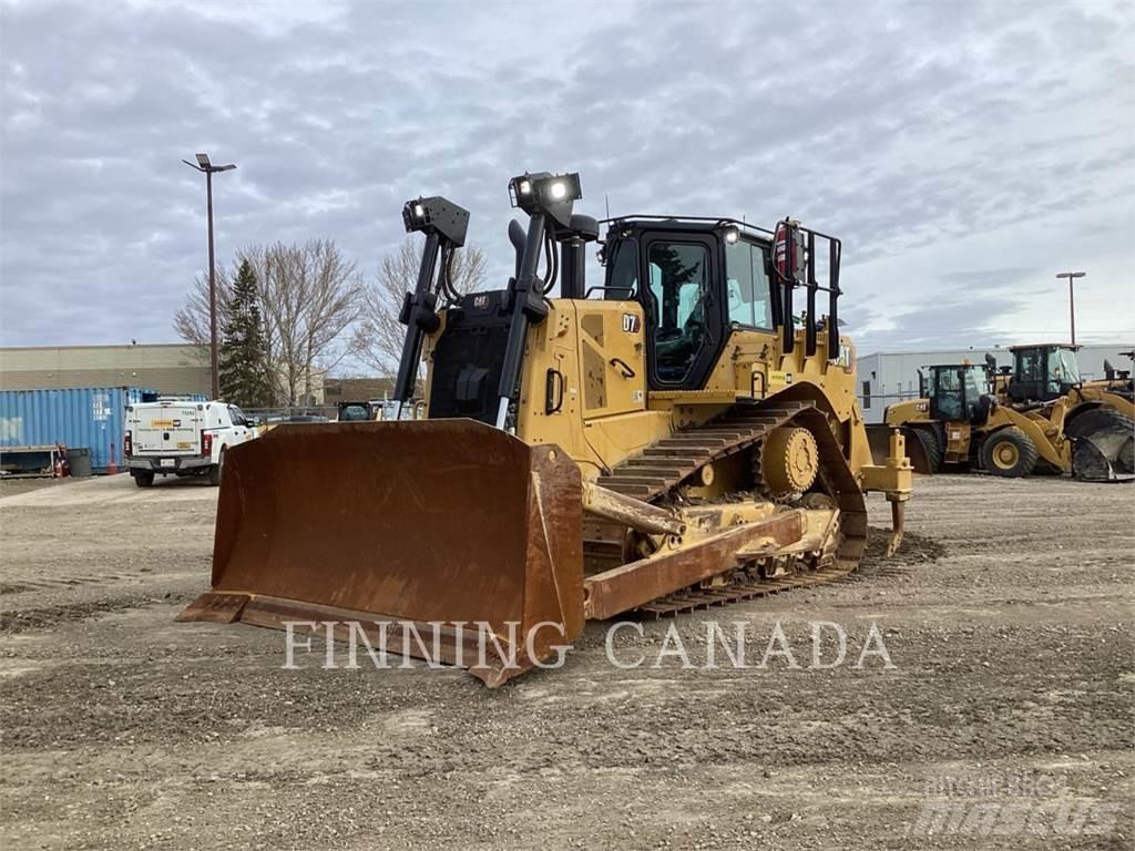 CAT D7-17 Telaketjupuskutraktorit