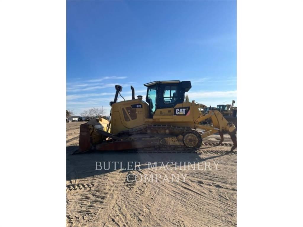 CAT D7E Telaketjupuskutraktorit