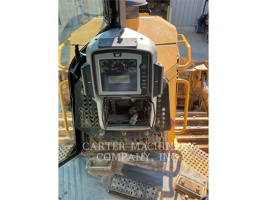 CAT D7E Telaketjupuskutraktorit
