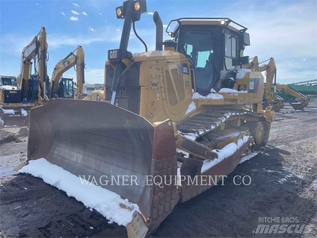 CAT D7E Telaketjupuskutraktorit