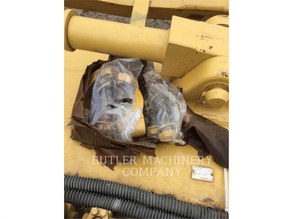 CAT D7E A BLADE Puskulevyt