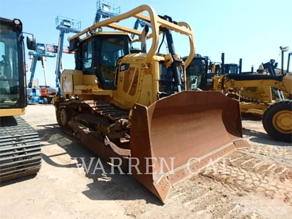 CAT D7E ARO Telaketjupuskutraktorit