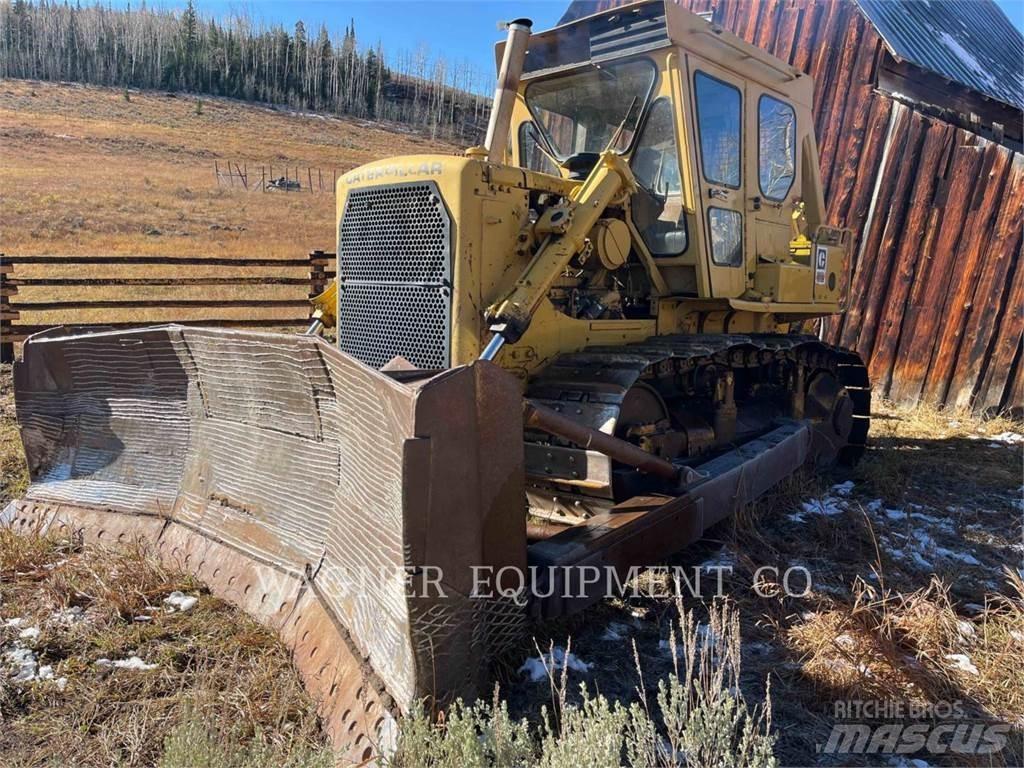 CAT D7G Telaketjupuskutraktorit