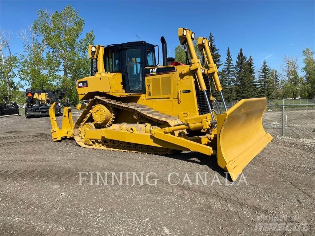 CAT D7R Telaketjupuskutraktorit