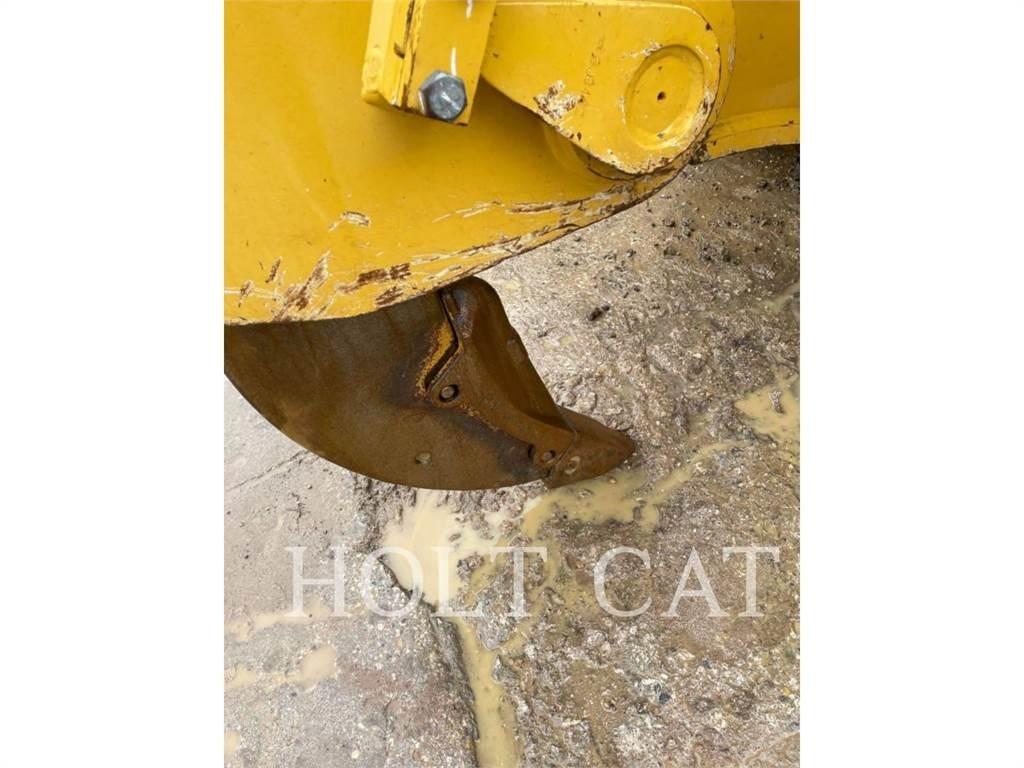 CAT D8 Telaketjupuskutraktorit