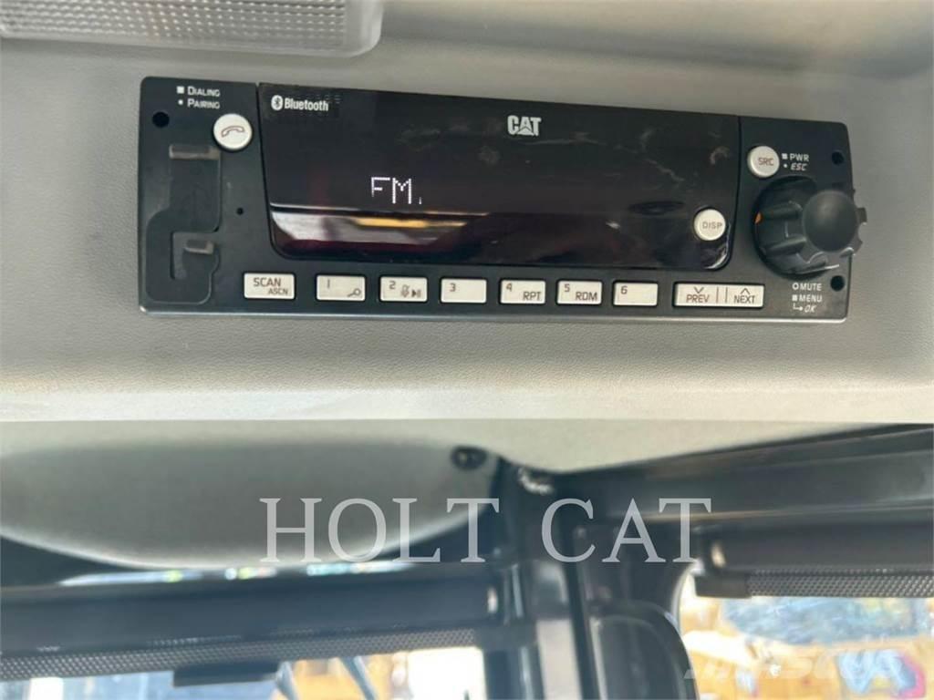 CAT D8 MS Telaketjupuskutraktorit